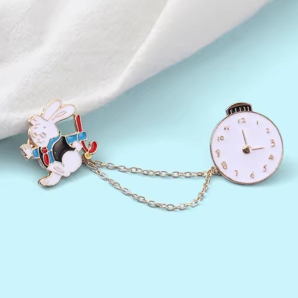 Betsey Johnson Cute Rabbit & Clock Chain BroochAlice in Wonderland Enamel Pin Se - Picture 5 of 11